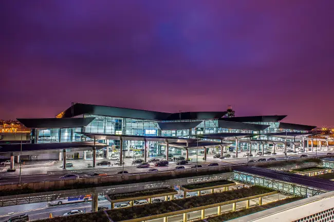 Terminal de passageiros do Aeroporto de Guarulhos — Transfer e Traslado CHM Transportes