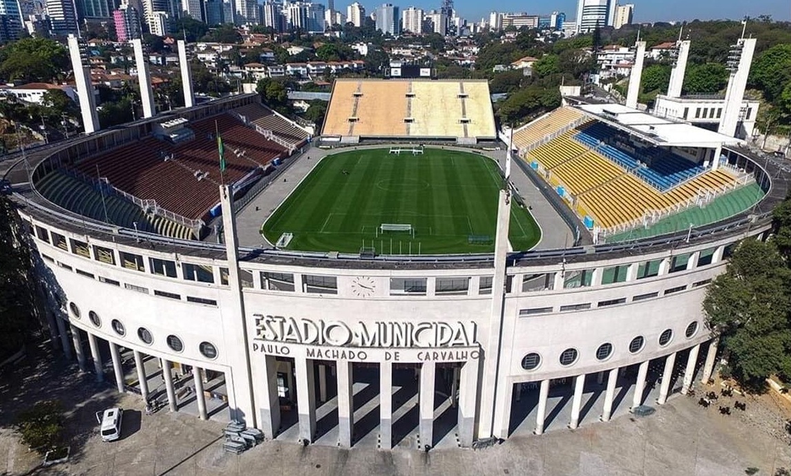 Estádio do Pacaembu, marco histórico do esporte paulistano — City Tour CHM Transportes